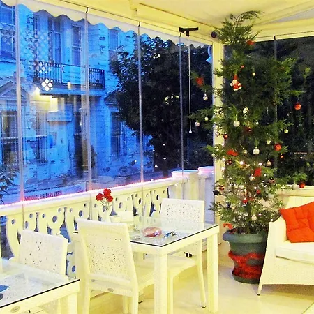 White Palace Ξενοδοχείο