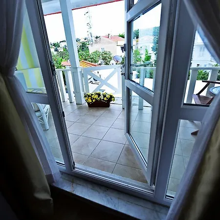White Palace Ξενοδοχείο 3*