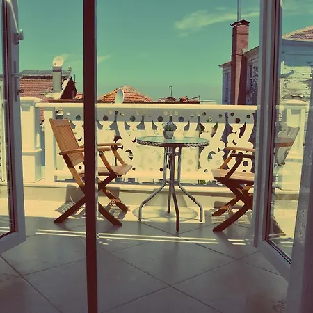 White Palace Hotel 3*